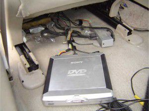 オデッセイに既設されていたソニー製DVDナビ