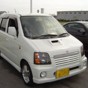 スズキ ワゴンR カーナビの撤去