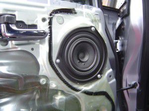 ムーブ　純正フロントスピーカーの交換