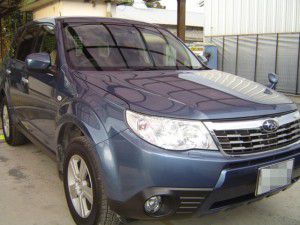 SUBARU 新型フォレスター パイオニア 楽ナビ　AVIC-HRZ099の取付 2