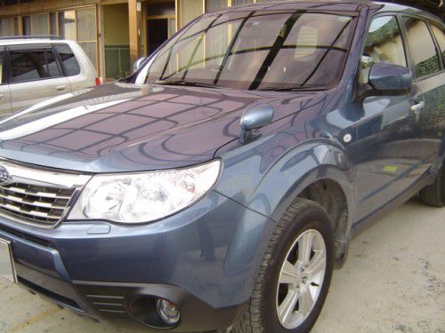 SUBARU 新型フォレスター パイオニア 楽ナビ AVIC-HRZ099の取付 1 SUBARU 新型フォレスター パイオニア 楽ナビ AVIC-HRZ099の取付 1