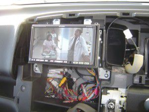 日産セレナに三菱カーナビNR-HZ750CD-DTVの設置 14