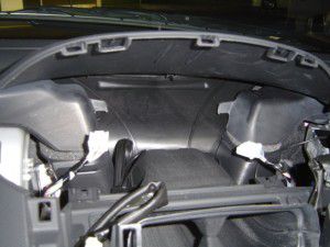 トヨタ ヴィッツ 20年式 三菱NR-HZ750CD-DTV  カーナビの取付 4