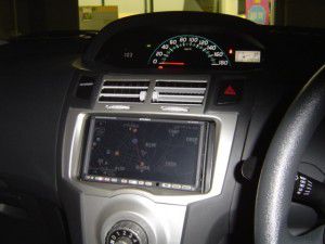 トヨタ ヴィッツ 20年式 三菱NR-HZ750CD-DTV  カーナビの取付 6