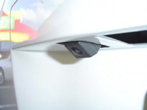 マツダ　プレマシー=MAZDA PREMACY=[DBA-CREW] 平成19年式にパナソニック製バックカメラCY-RC50D/KDの取付完了 1