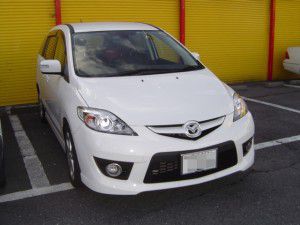 マツダ　プレマシー=MAZDA PREMACY=[DBA-CREW] 平成19年式にパナソニック製バックカメラCY-RC50D/KDの取付