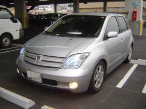 トヨタ イスト HID換装