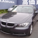 BMW　E90に楽ナビとワンセグチューナーの設置
