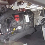 AUDI TTのグローブボックスの取り外し