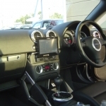 AUDI TTにカロッツェリア　サイバーナビ　AVIC-VH009の設置・取付完了