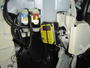 ライフ　JC1にHIDバラストの取付