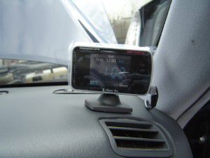 クラウンマジェスタにGPSレーダー探知機の取付