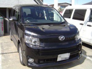 VOXYのフロントドアスピーカーの交換