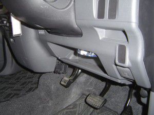 タントにETC車載器の取付　運転席