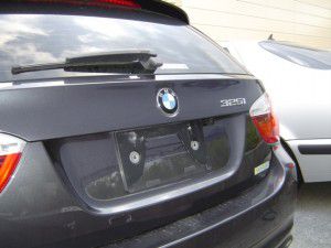 BMW 3シリーズにパナソニック製バックカメラの取付