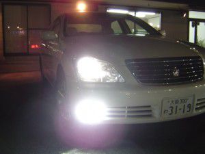 クラウン　純正フォグライトHID化　夜間点灯