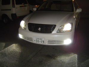 クラウン　フォグHID化　点灯状態