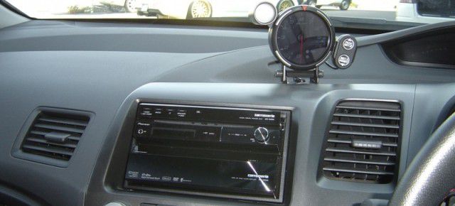 シビックFD2にカーナビと追加メーターの設置・取付とスピーカー交換