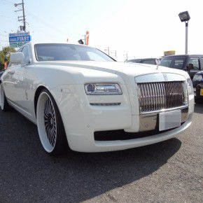 凄い車を拝見させていただきました
