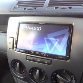 デミオDY3W/5W系の純正オーディオからカーナビへ交換 デミオDY3W/5W系の純正オーディオからカーナビへ交換